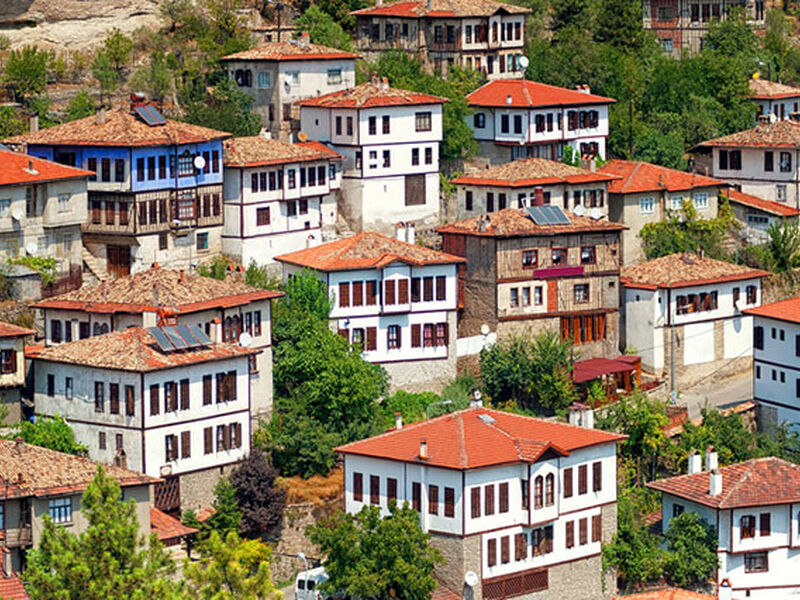 29 Ekim Özel Safranbolu Amasra Abant Turu / 1 Gece Otel Konaklaması