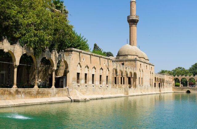 UÇAKLI DİYARBAKIRLI GAP TURU (ÇUKUROVA- DİYARBAKIR )