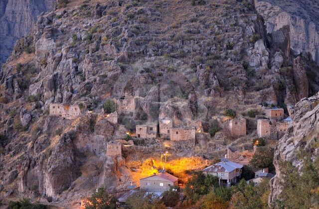 UÇAKLI HAKKARİ CİZRE YÜKSEKOVA TURU