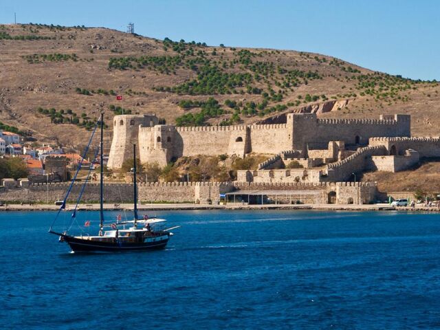 BOZCAADA GÖKÇEADA ŞEHİTLİK TURU