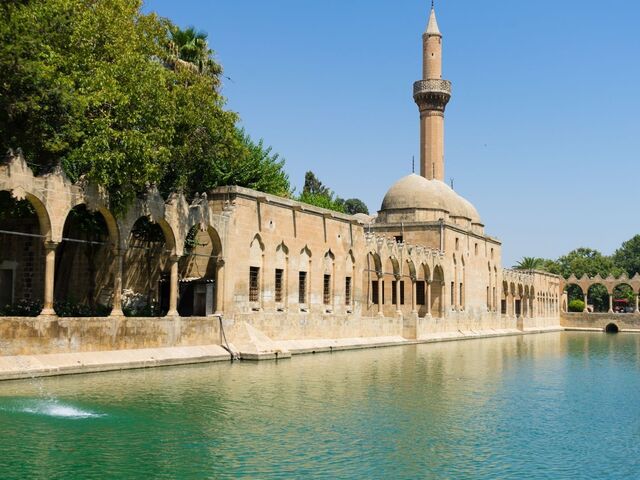 UÇAKLI DİYARBAKIRLI GAP TURU (DİYARBAKIR - ÇUKUROVA)