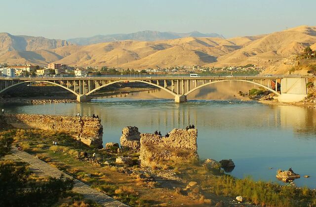 UÇAKLI HAKKARİ CİZRE YÜKSEKOVA TURU