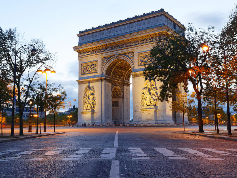 İzmir'den Direket Hareket Görkemli Üçlü Benelüx & Fransa & Almanya 7 Gece - SuxExpress ile 28 Aralık (Yılbaşı Özel) AT123